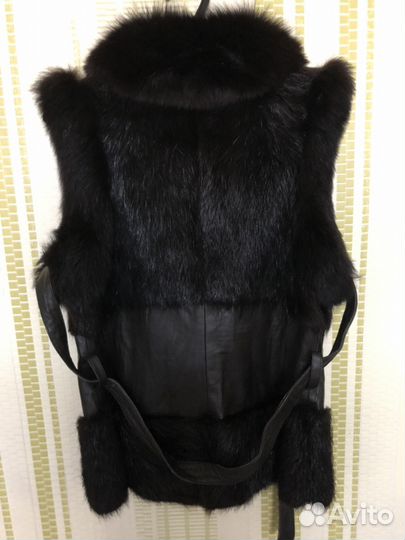 Безрукавка