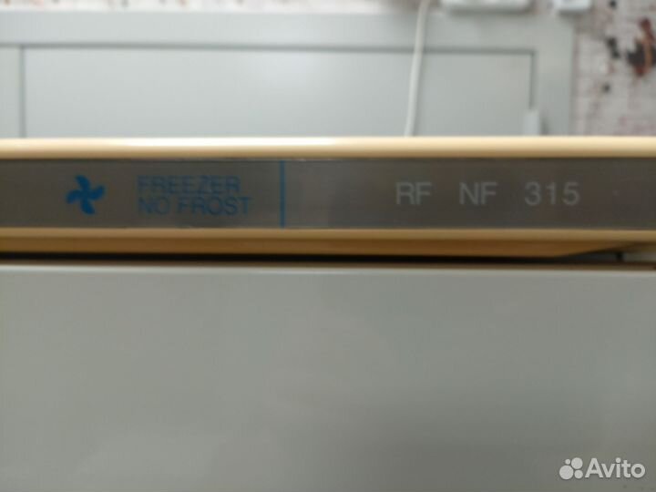 Холодильник Stinol