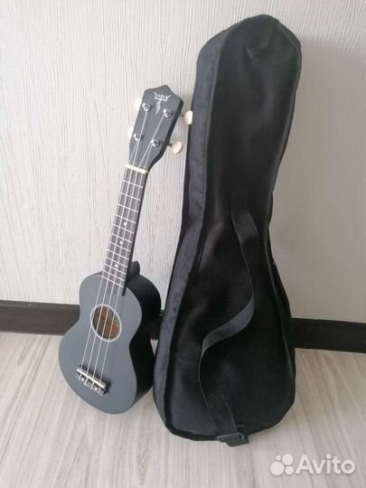 Укулеле сопрано черный