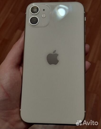 iPhone 11, 256 ГБ