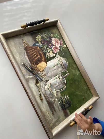 Антикварный поднос из дерева