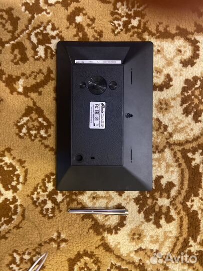 Цифровая фоторамка ritmix rdf1018