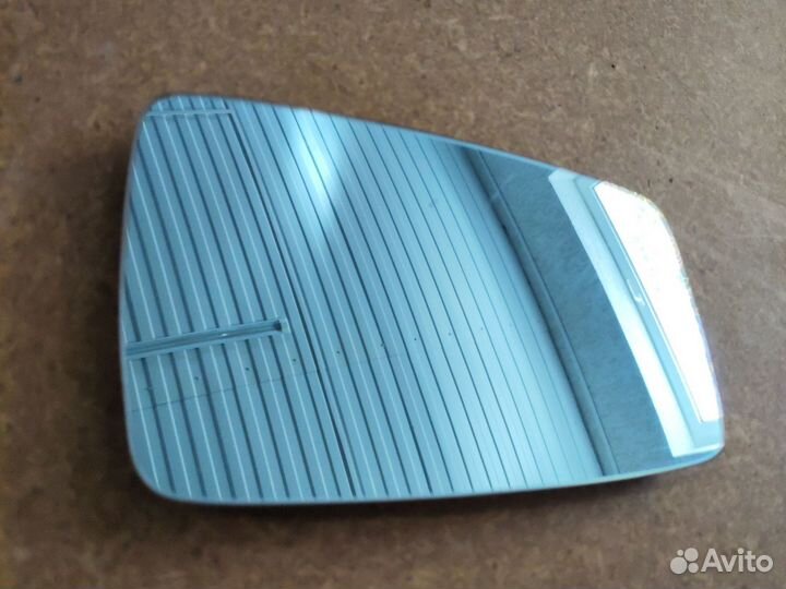 Боковое стекло Ауди 80