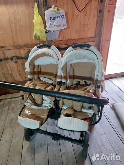 Коляска для двойни