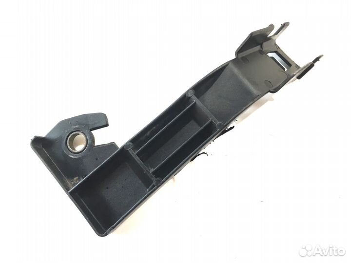 Кронштейн правый Mercedes E W211