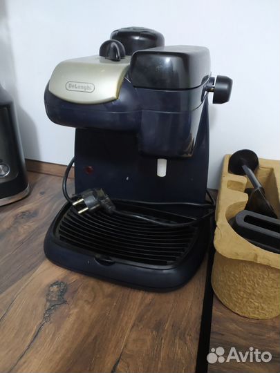 Кофемашина delonghi