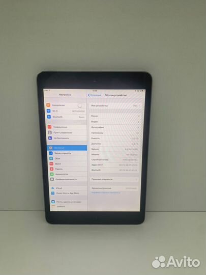 Планшет Apple iPad Mini 2