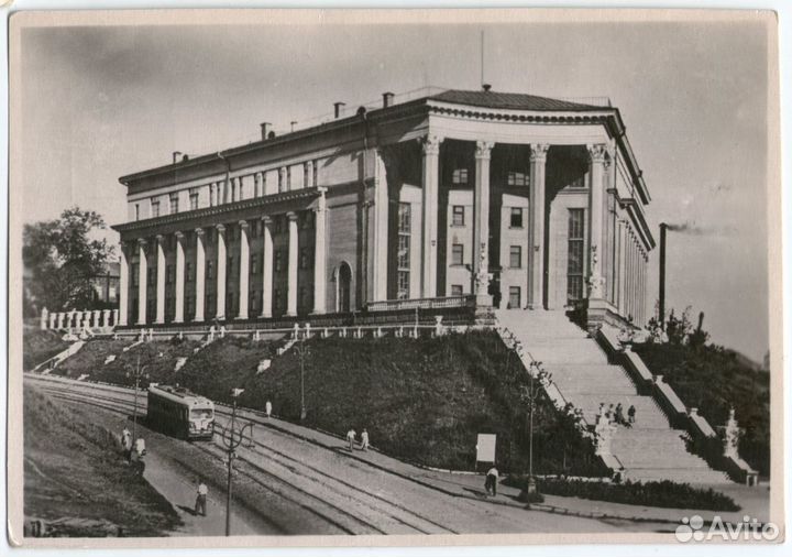 Открытки с видами городов на Волге