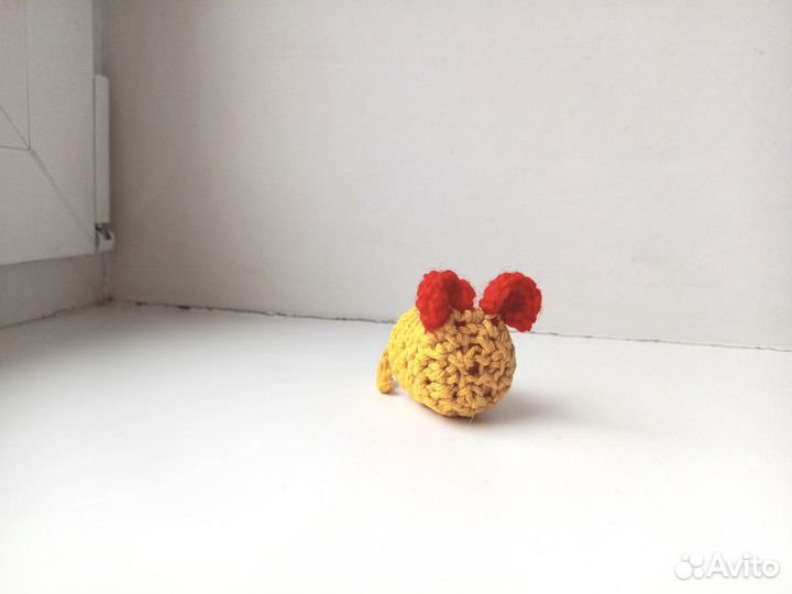 Вязанная игрушка для кошки
