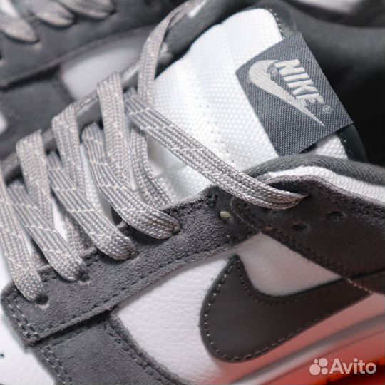 Кроссовки Nike Dunk Low SP