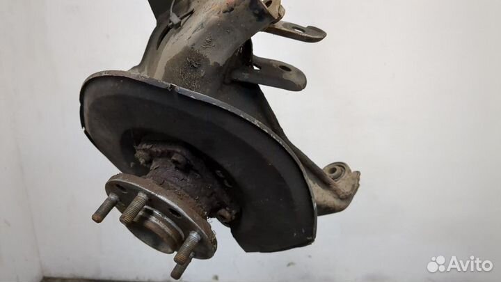 Ступица (кулак, цапфа) правая задняя Ford Mondeo 3