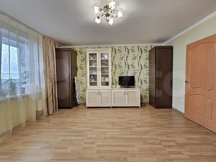 3-к. квартира, 70 м², 9/10 эт.