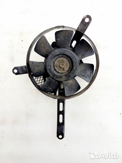 Suzuki GSX-R 1000 2003 вентилятор радиатора