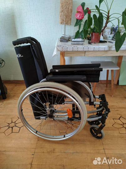 Кресло-коляска