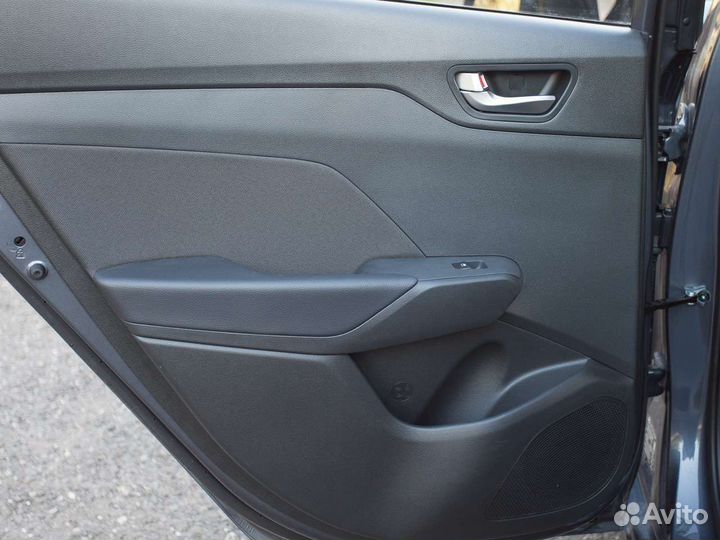 Hyundai Solaris 1.6 AT, 2022, 5 300 км