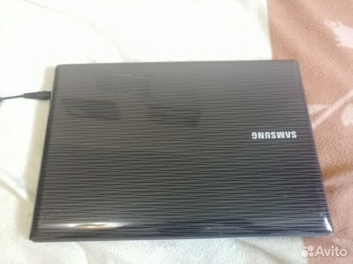 Ноутбук Samsung R425