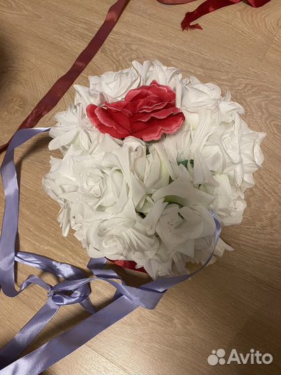 Свадебные украшения на автомобиль