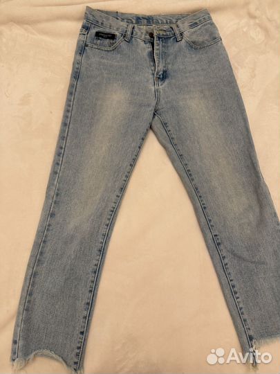 Джинсы женские