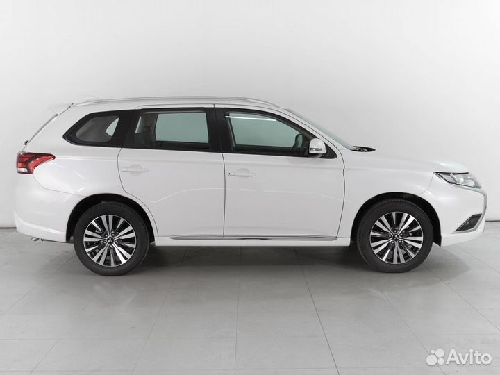 Mitsubishi Outlander 2.0 CVT, 2022, 34 км