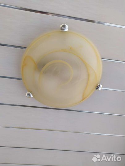 Светильник потолочный