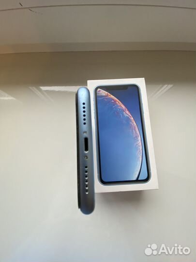 iPhone xr 64gb