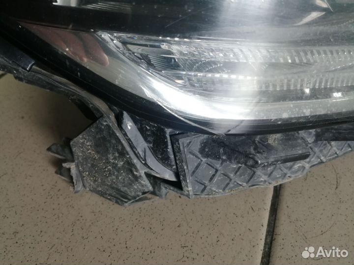 Фара правая volkswagen polo