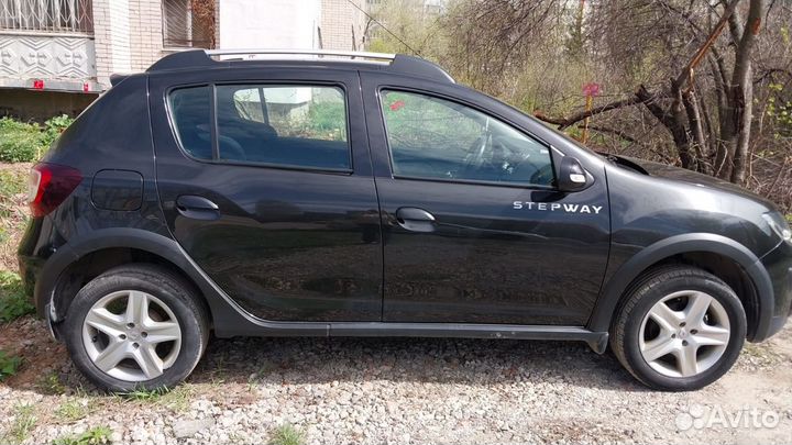 Renault Sandero Stepway 1.6 AT, 2017, 51 000 км