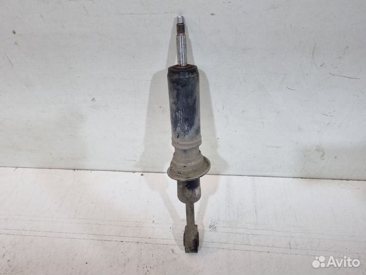 Амортизатор передний Toyota Land Cruiser 200