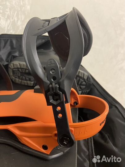 Крепления для сноуборда Union Strata Team hb