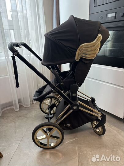 Коляска Cybex Priam by Jeremy Scott 3в1