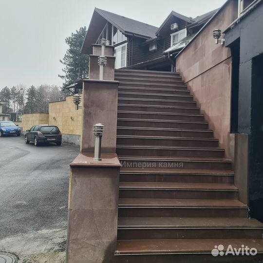 Отделка ступеней и лестниц камнем. Продажа камня