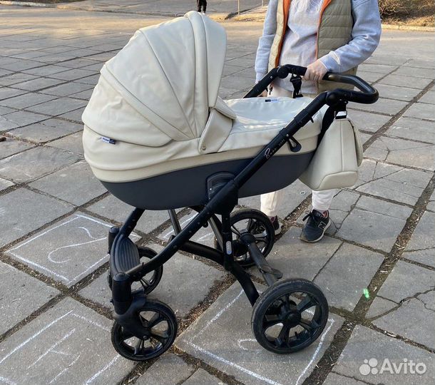 Коляска Roan bass soft 2 в 1