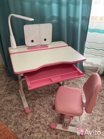 Растущая парта и стул rifforma
