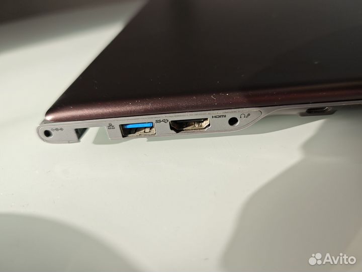 Ноутбук Samsung 535u3c