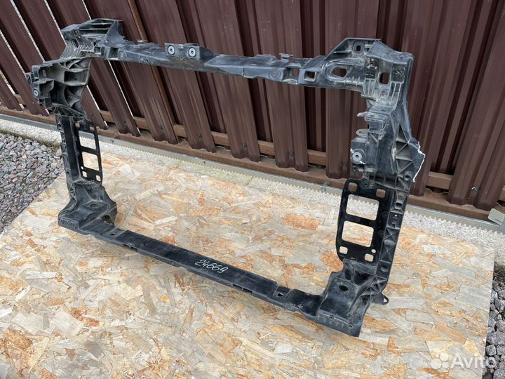 Панель передняя Audi Q7 4M Audi Q8