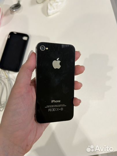 iPhone 4, 8 ГБ