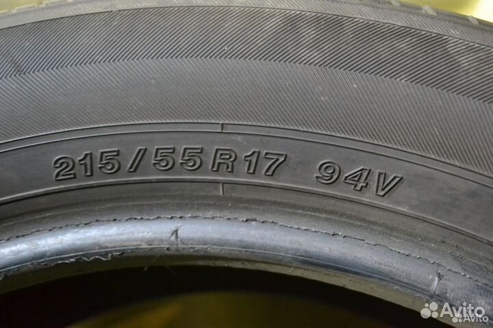 Yokohama BluEarth E70 215/55 R17