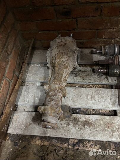 Редуктор Subaru Outback (б/у)