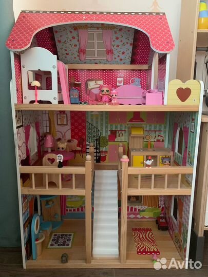 Домик кукольный