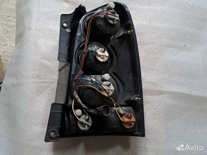 Фонарь задний левый Ssang Young Kyron