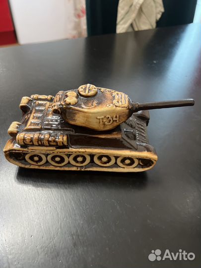 Танк керамический сувенир