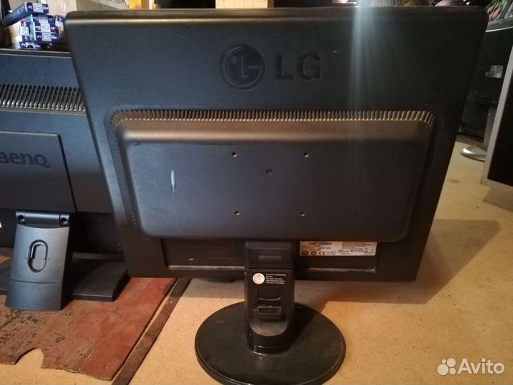 Монитор Benq
