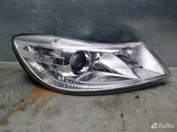 Фара правая Skoda Octavia (A5 1Z) 2004-2013