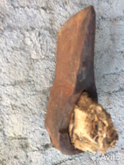 Топор старинный
