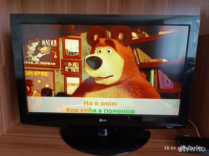 Телевизор LG 37LG3000