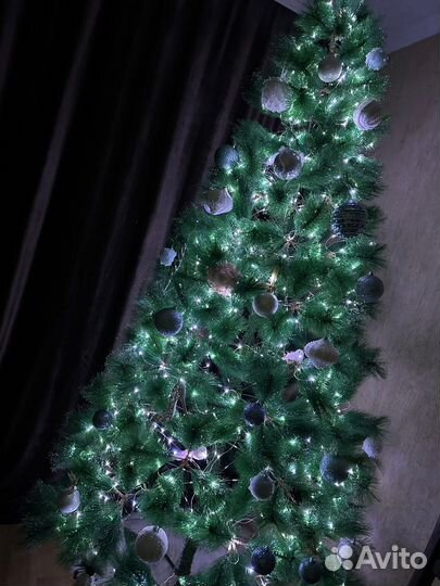 Елка искусственная 220 бу