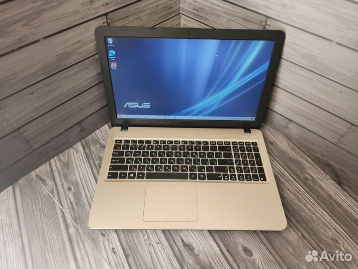 Asus R540YA-XO808T