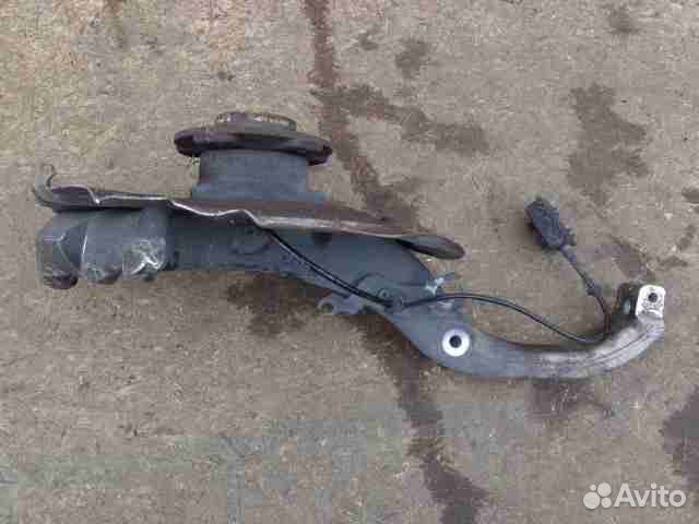 Кулак поворотный правый BMW X5 E70 6773784