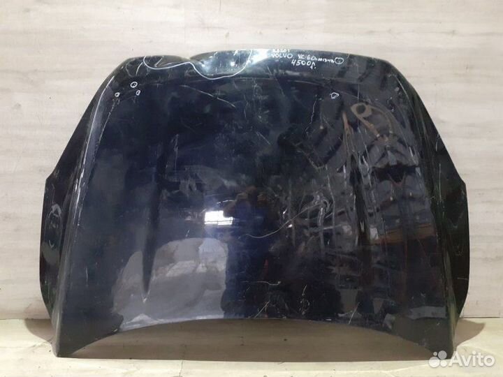 Капот Volvo