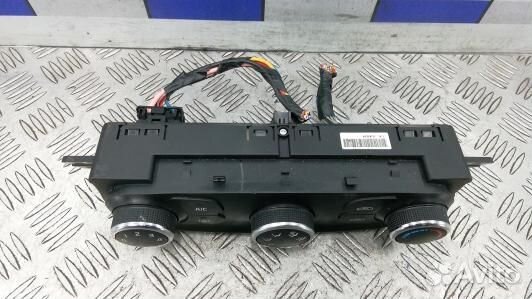 Блок управления печки и климат-контроля KIA CEE'D